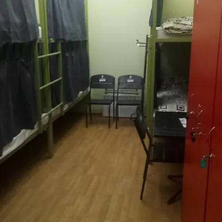 بيت شباب Greek Hostel *