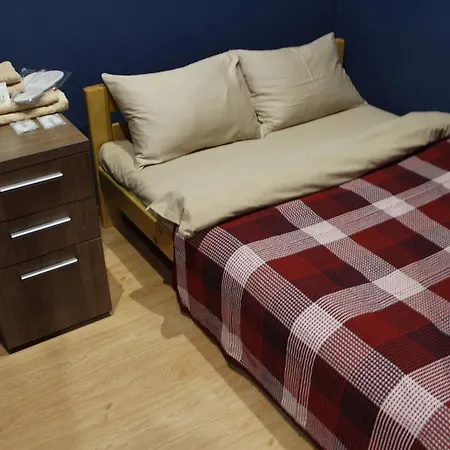 Greek Hostel بيت شباب