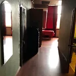 グリーク ホテル ホステル