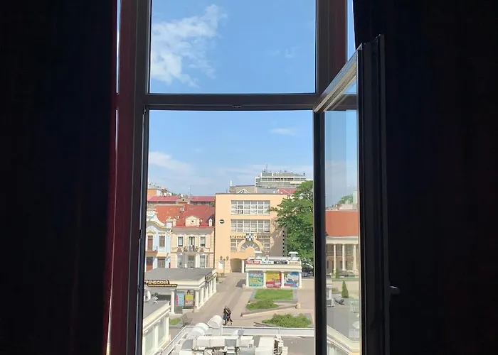 Greek Hostel אכסניה אודסה