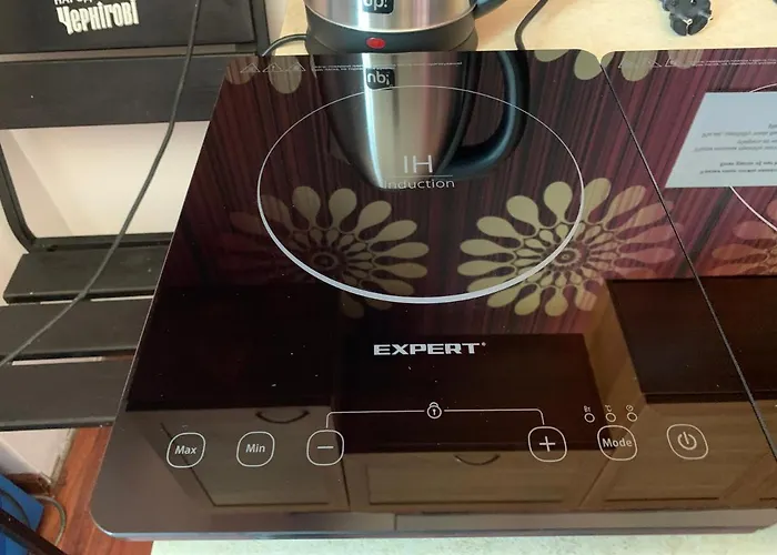 אכסניה Greek Hostel אודסה